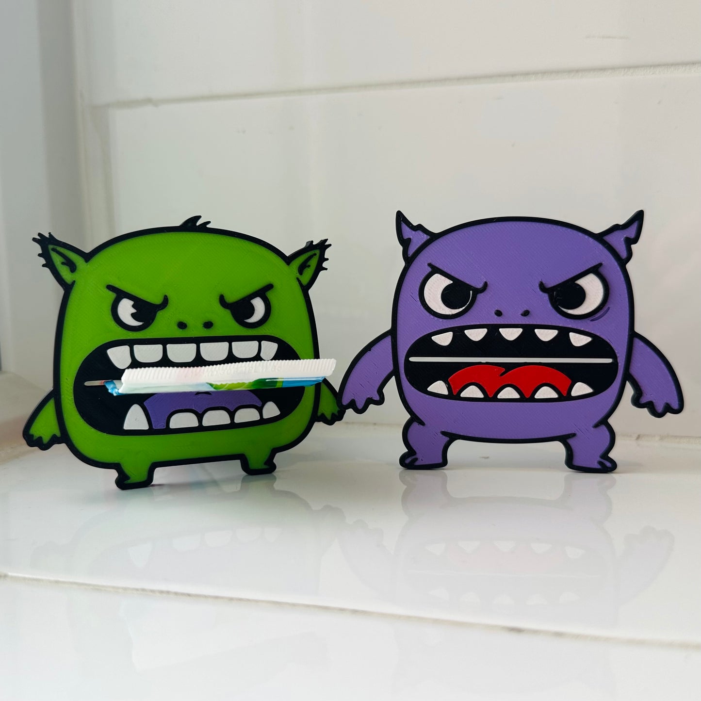 Chewzee Toothpaste Squeezer - 3D Printed - Monster - Children Kids Teeth - Tube Roller Squeeze - Dispenser - Bathroom - Tooth Paste Holder (Copy)