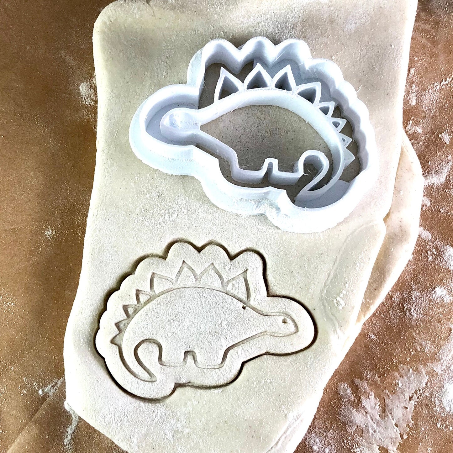 Dinosaur - Cookie Cutter - Cute Cutter - Biscuit - Fondant - Clay cutter - Dough - One of a kind
