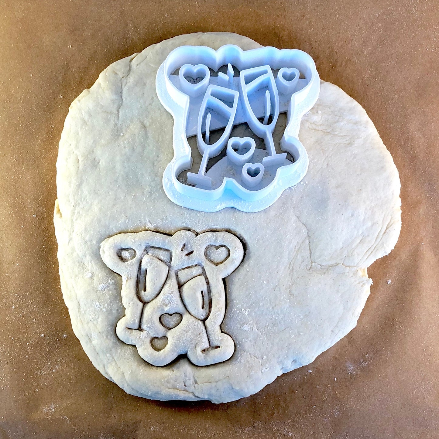 Champagne Flutes - Wedding - Wedding Couple - Cookie Cutter - Cute Cutter - Biscuit - Fondant - Clay cutter - Dough - One of a kind