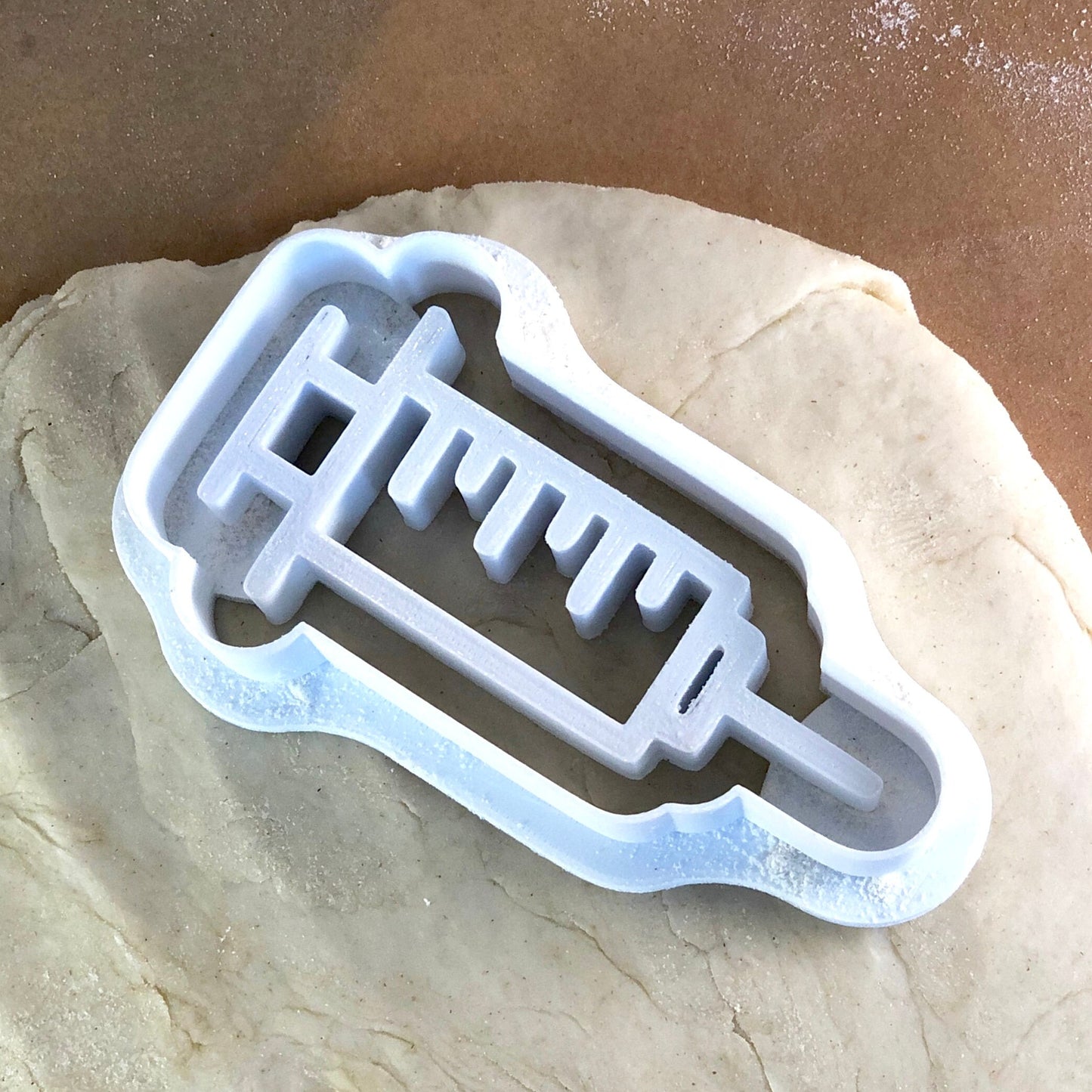 Needle - Nurse - Doctor - Syringe - Cookie Cutter - Cute Cutter - Biscuit - Fondant - Clay cutter - Dough - One of a kind