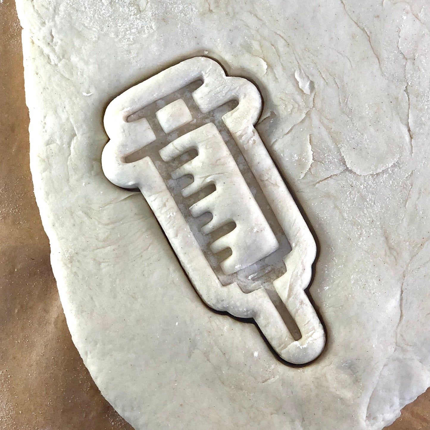 Needle - Nurse - Doctor - Syringe - Cookie Cutter - Cute Cutter - Biscuit - Fondant - Clay cutter - Dough - One of a kind