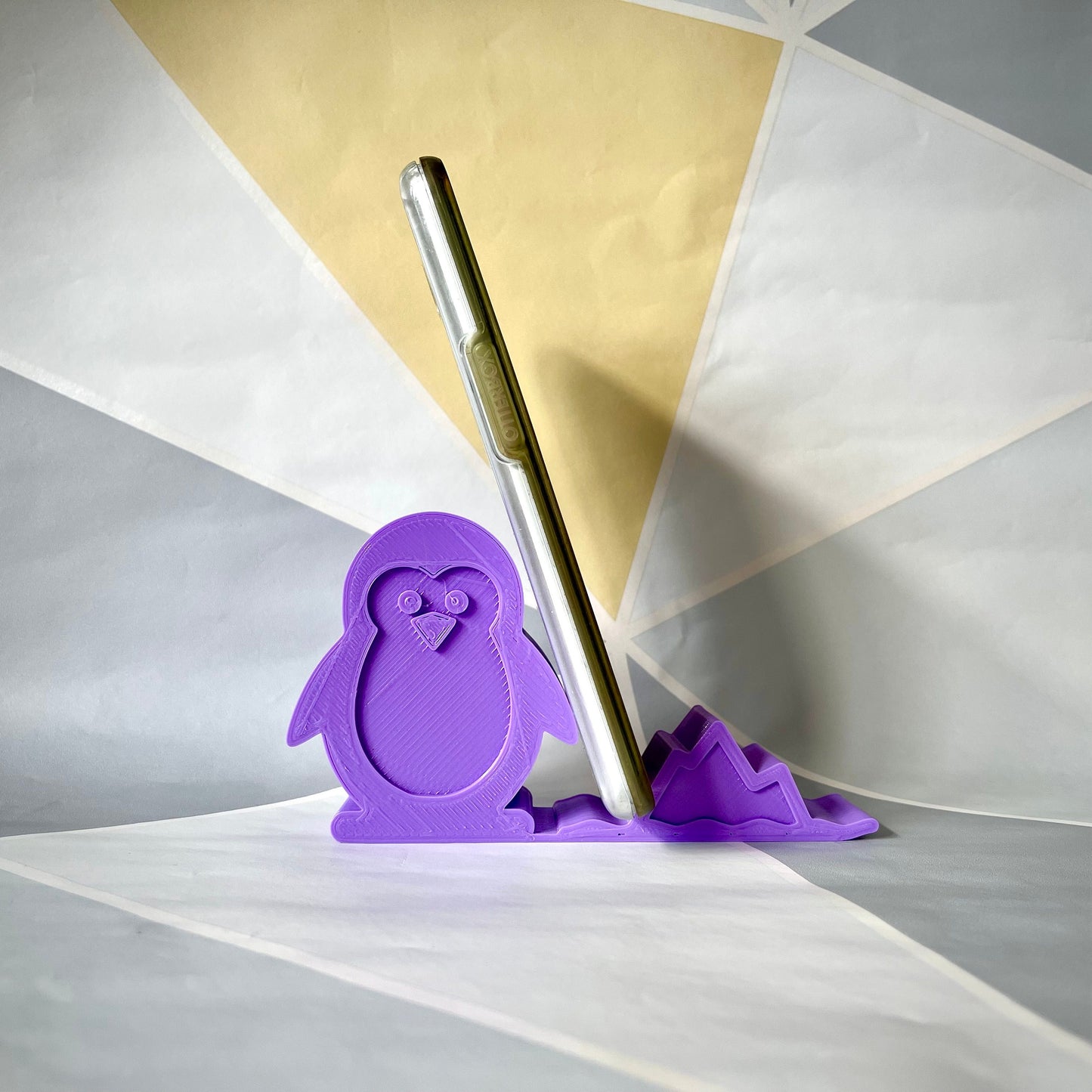 Penguin Mobile iPad Phone Stand - Sealife - Desk Accessory - Gifts for Him - Gifts for Her - Gifts for Children - Phone Dock -Gadget