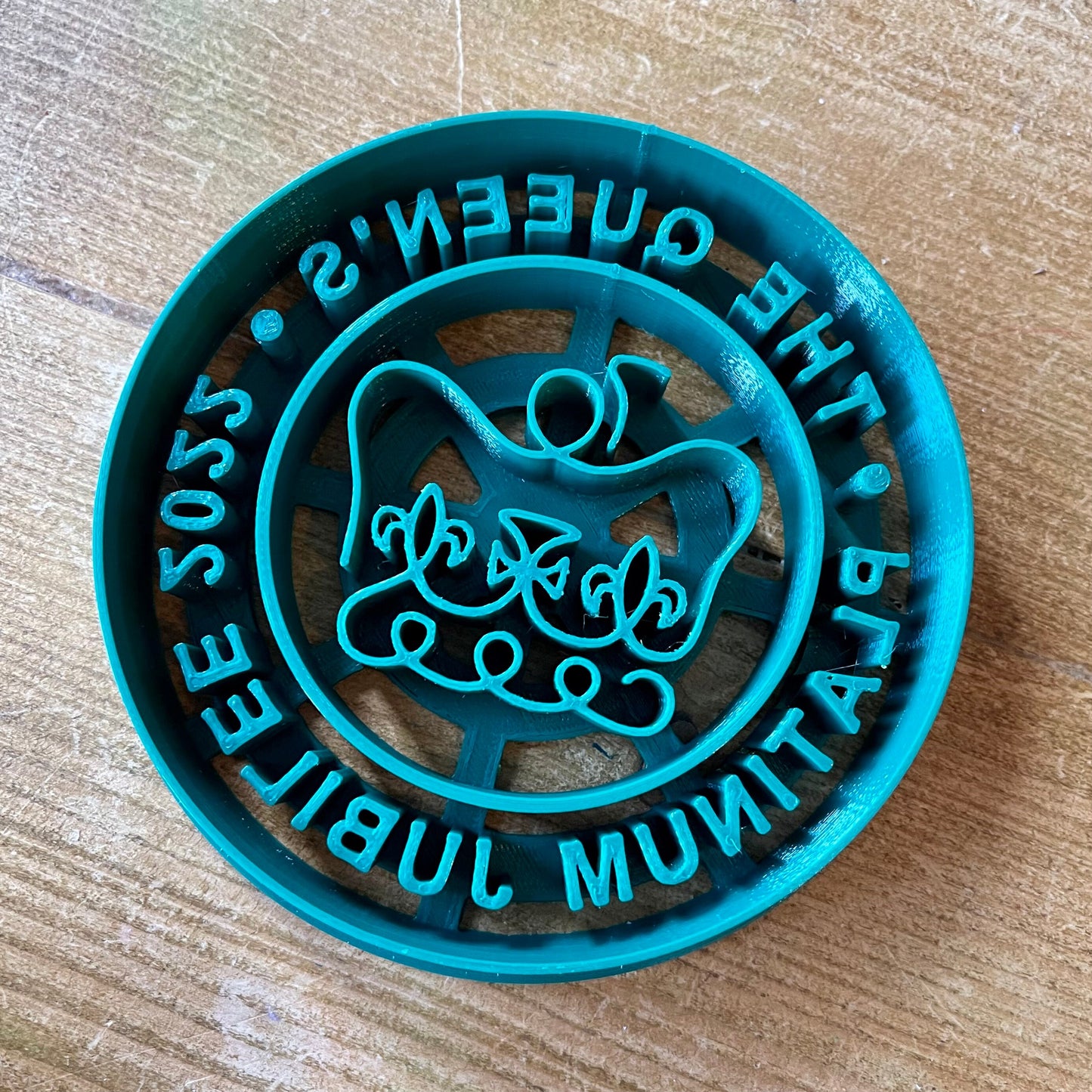 Queen's Platinum Jubilee Crown - Cookie Cutter - Cute Cutter - Biscuit - Fondant - Clay cutter - Dough - Street Party - Baker - Baking