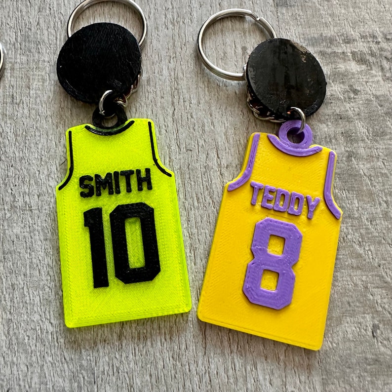 Basketball Shirt Keyring - Keychain - Personalised 3D Printed - Team - Sportsman - Fun Gift - Stocking Filler - Sports