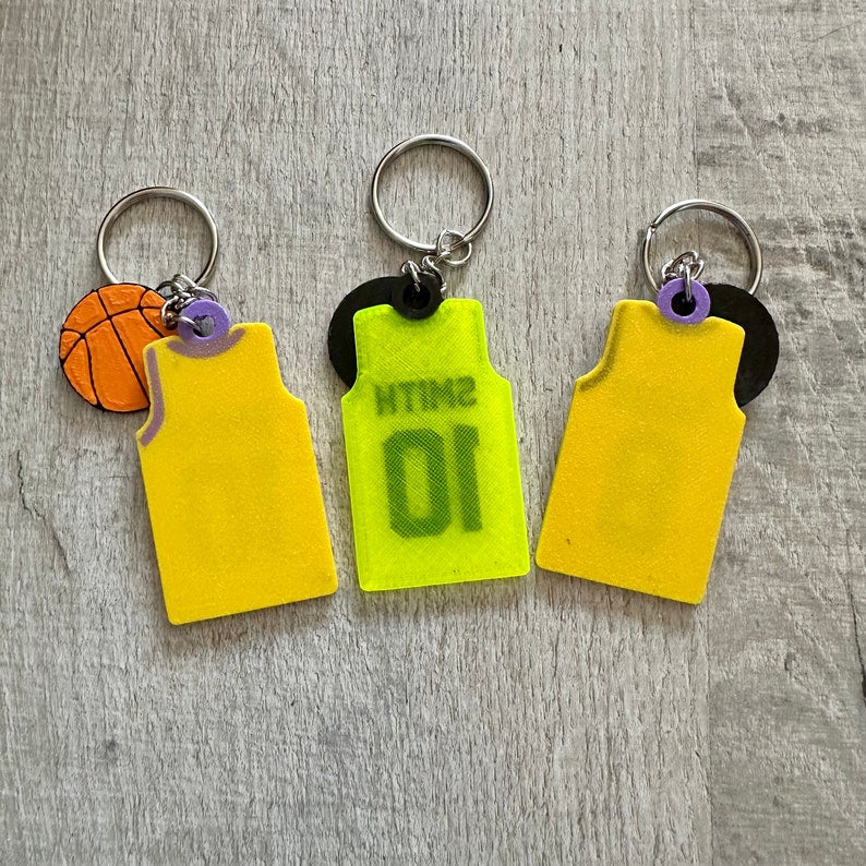 Basketball Shirt Keyring - Keychain - Personalised 3D Printed - Team - Sportsman - Fun Gift - Stocking Filler - Sports