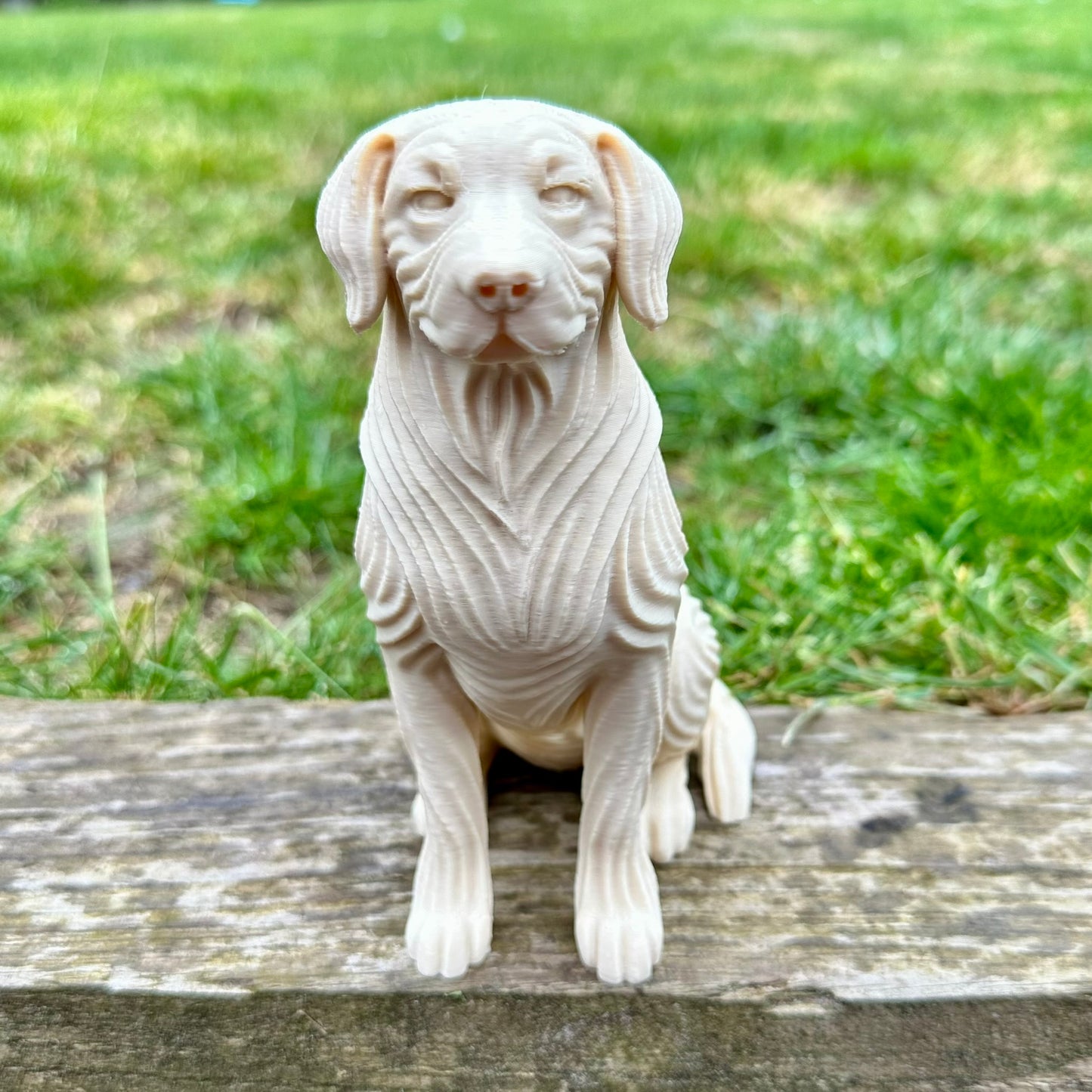 Labrador Minimalist Sculpture Ornament – Modern Flow Texture Pet Dog Decor (3D Printed)