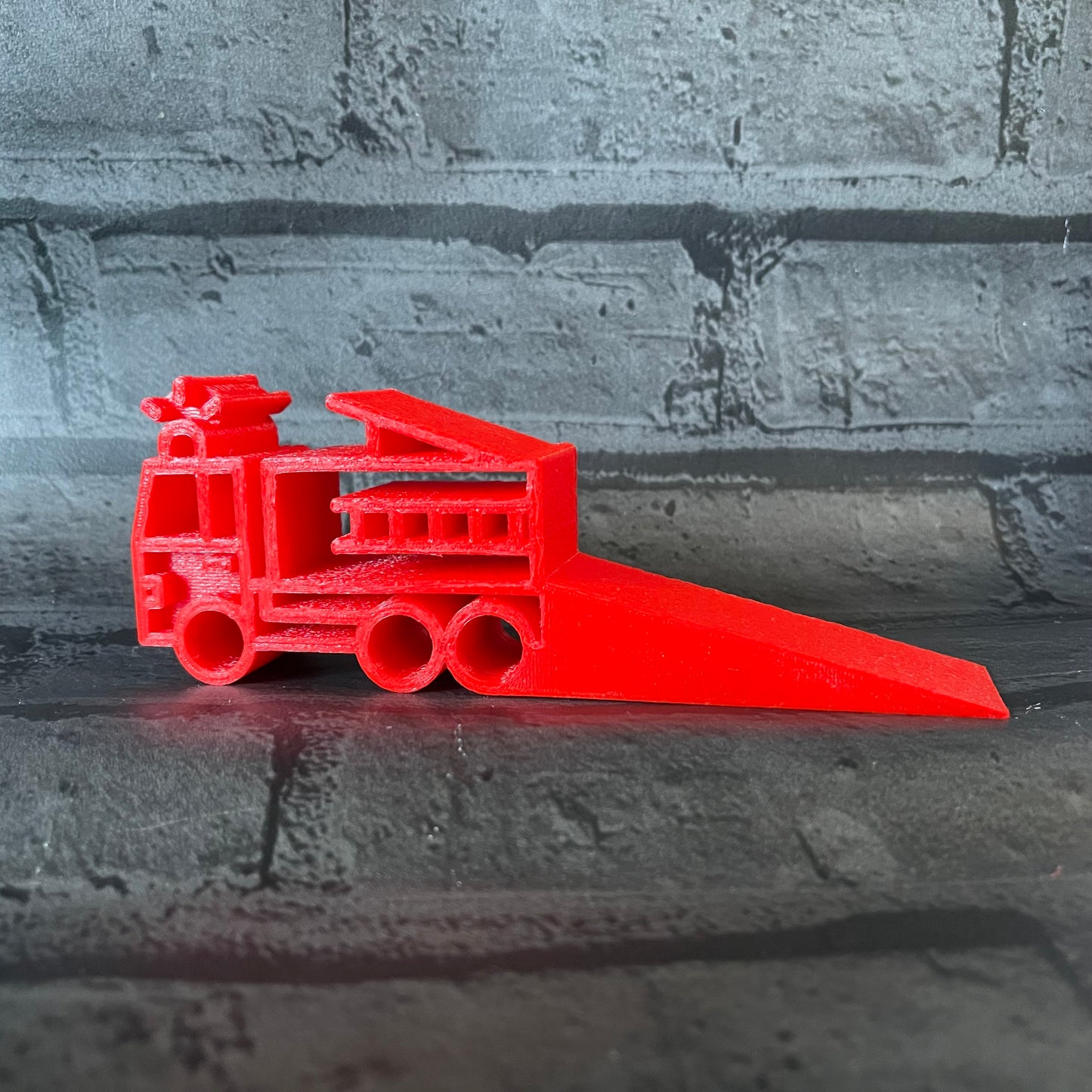 Fire Engine Doorstop - 3D Printed - Vehicles -  Emergency Transport - Children Bedroom - Kids - 999 - Fireman - Door Stopper -Gifts for Home