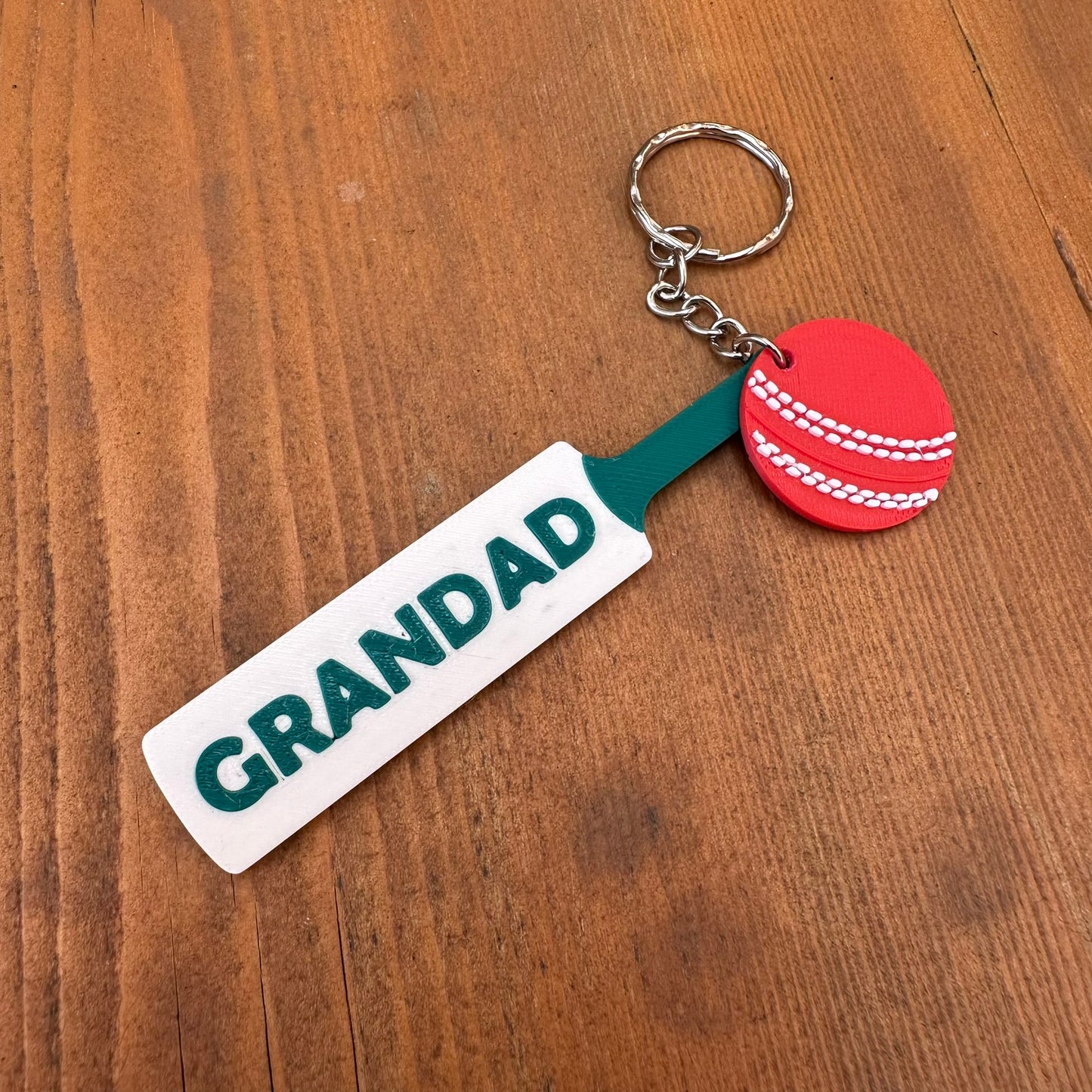 Cricket Bat and Ball Keyring - Keychain - Personalised 3D Printed - Team - Sportsman - Fun Gift - Stocking Filler- Sports - Batsman - Wicket