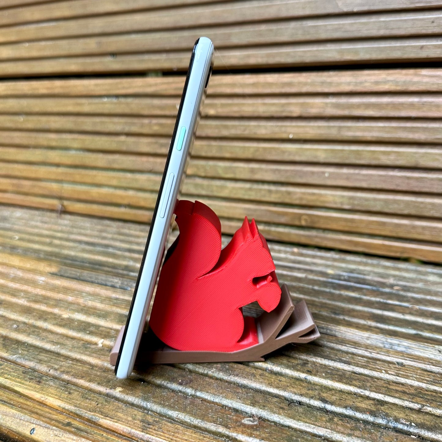 Squirrel iPad Mobile Phone Tablet Stand - Desk Accessory - Gifts for Him - Gifts for Her - Office - Phone Dock - Gadget