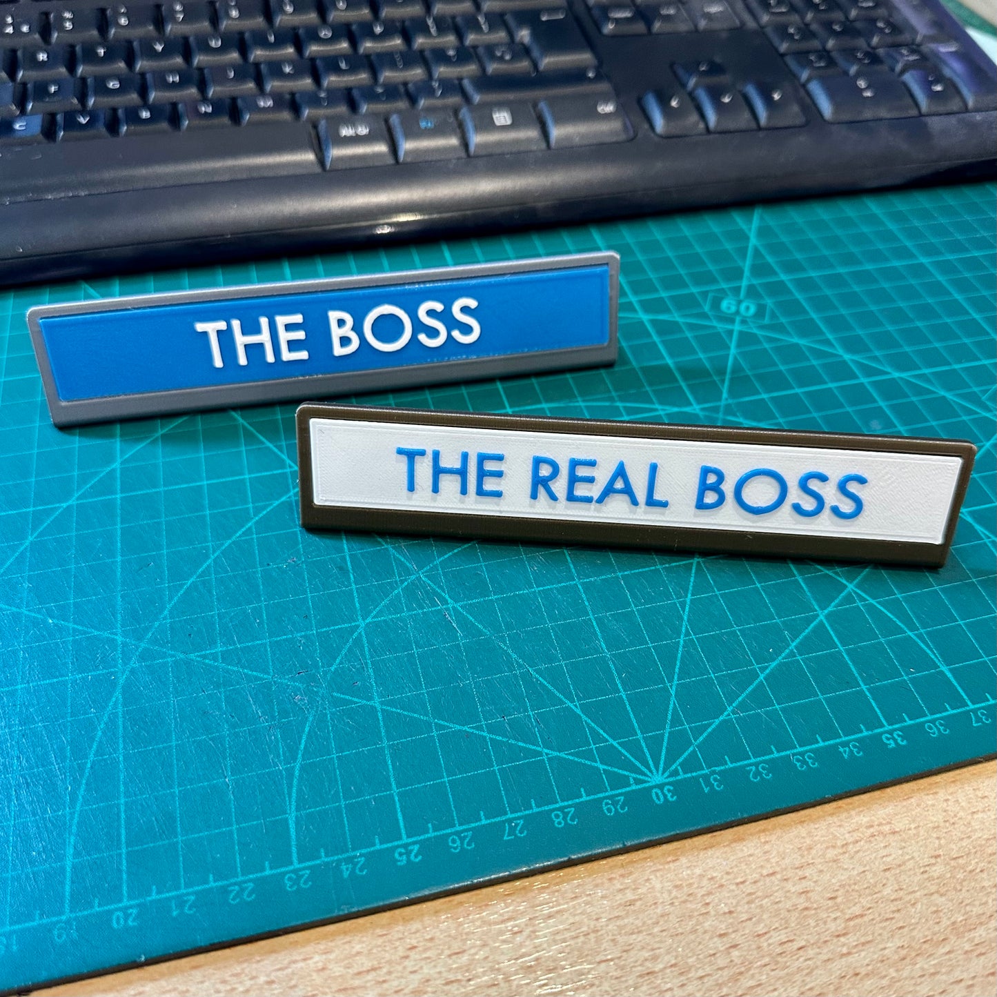 Personalised Desk Sign - Teachers Gifts - 3D printed - Stationary - Desk Decor - Office - Fun Gifts - Gifts for your boss - Secret Santa