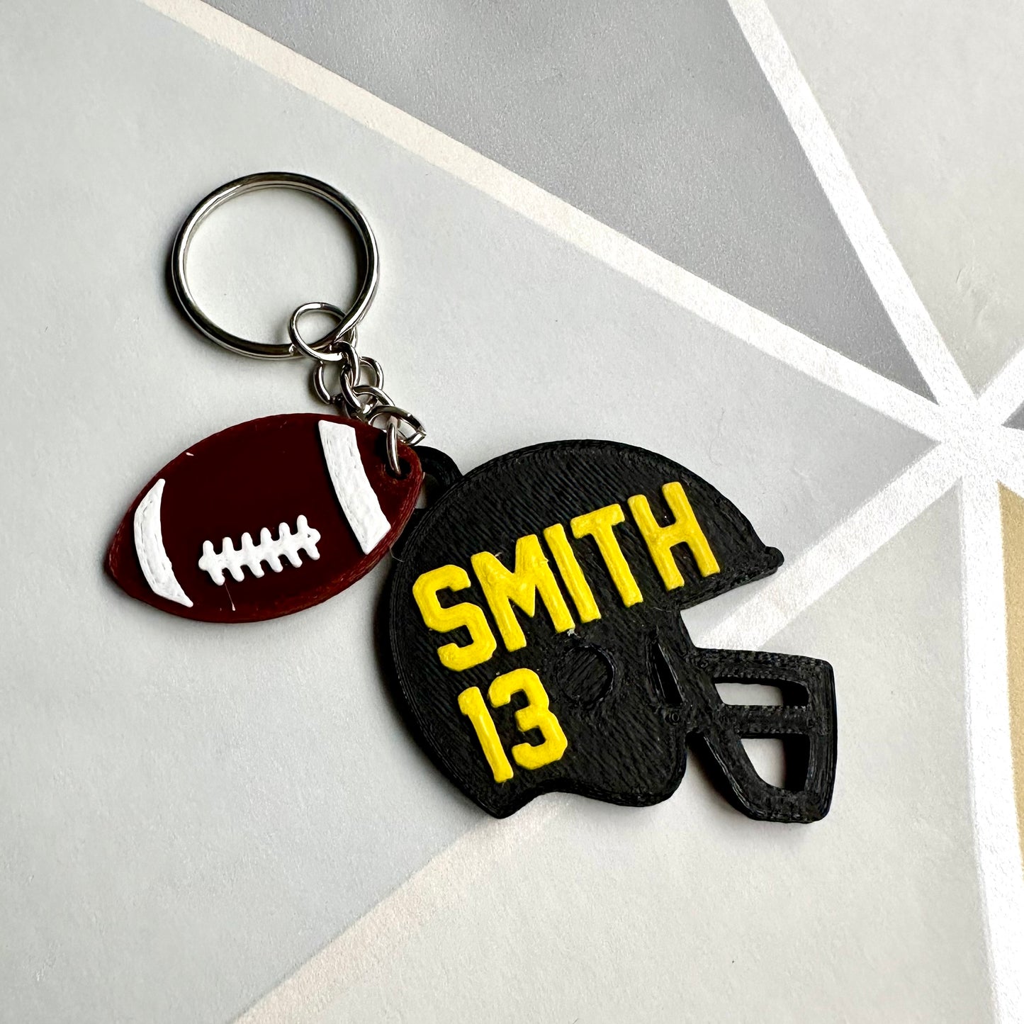 American Football Helmet Keyring - Keychain - Personalised 3D Printed - Team - Sportsman - Fun Gift - Stocking Filler - Sports - Gridiron