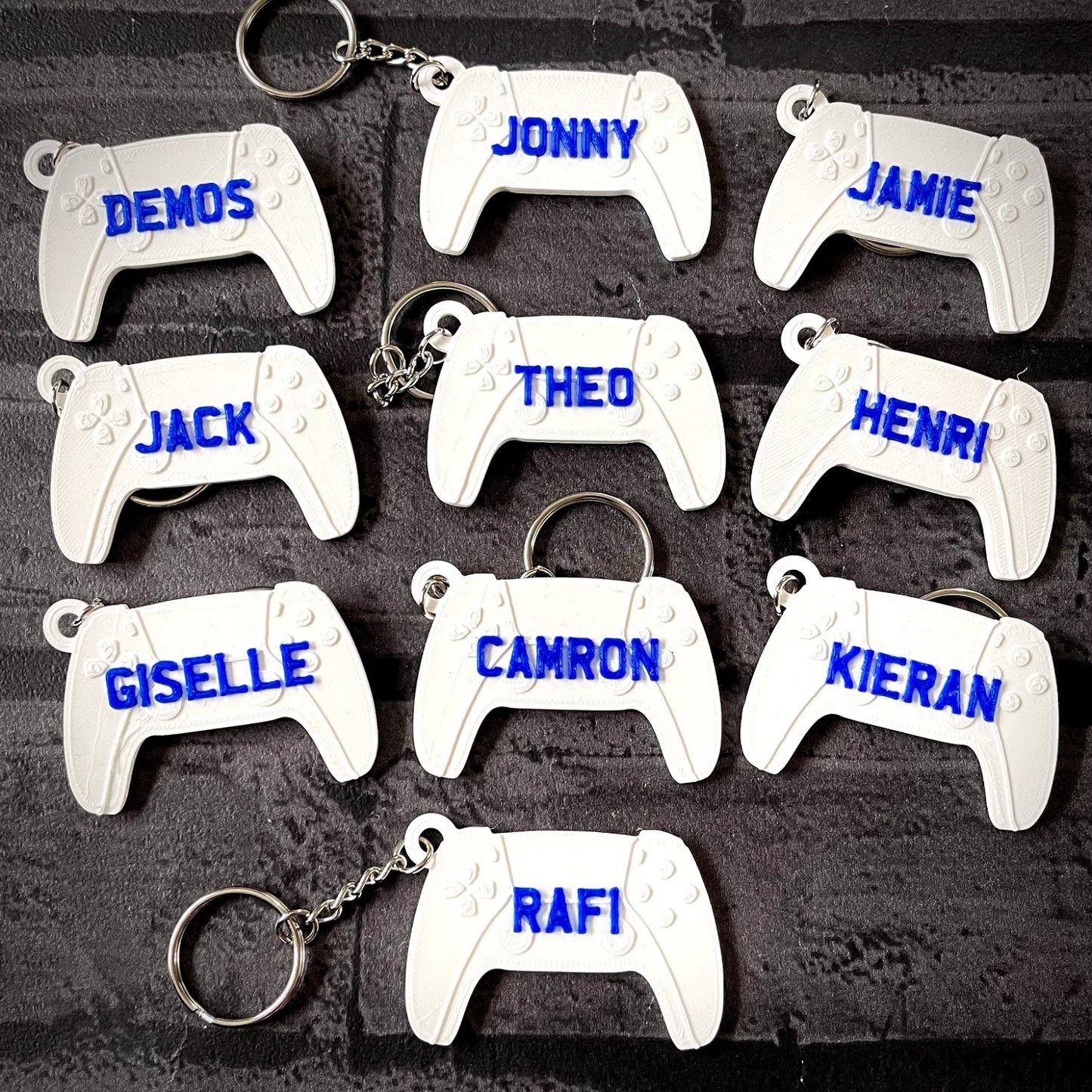 Game Controller - Keychain/Keyring - Video Gamer - 3D Printed - Personalised - Personalized - Party Bag Fillers - Name Tags - Under 5 Pound