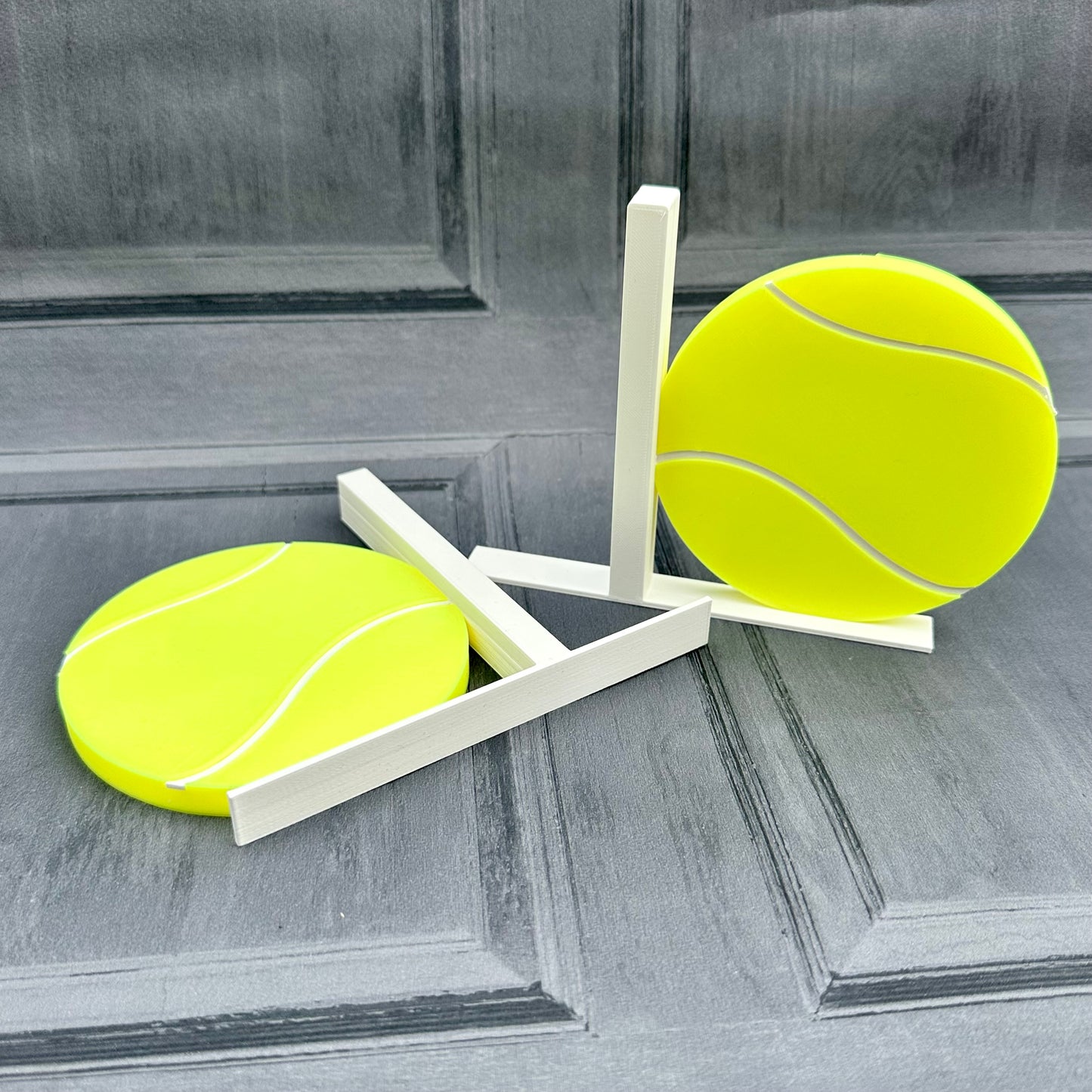 Tennis ball Bookends - 3D Printed - Book Storage - Children's Bedroom - Gifts for boys - Gifts for girls - Sports - Desk Tidy