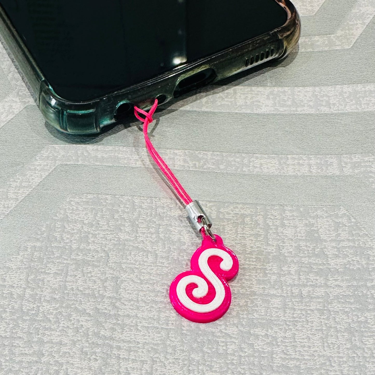 Barbie Inspired Initial Mobile Cell Phone/Charm Tag - 3D Printed - Personalised - Mobile Accessories - Party Bag Fillers Favours - Name Tags - Stockings