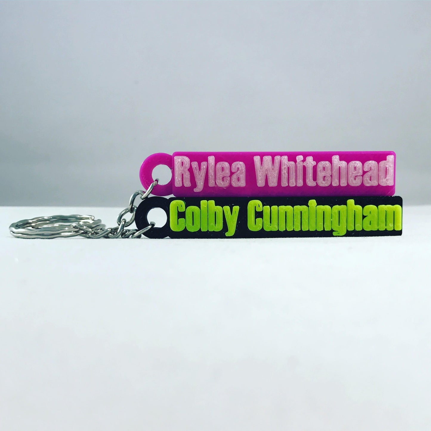 Keychain/Keyring - 3D Printed- Personalised- Gifts for Children - Gifts for Her - Gifts for Him - Party Bag Fillers - Name Tags - School Bag