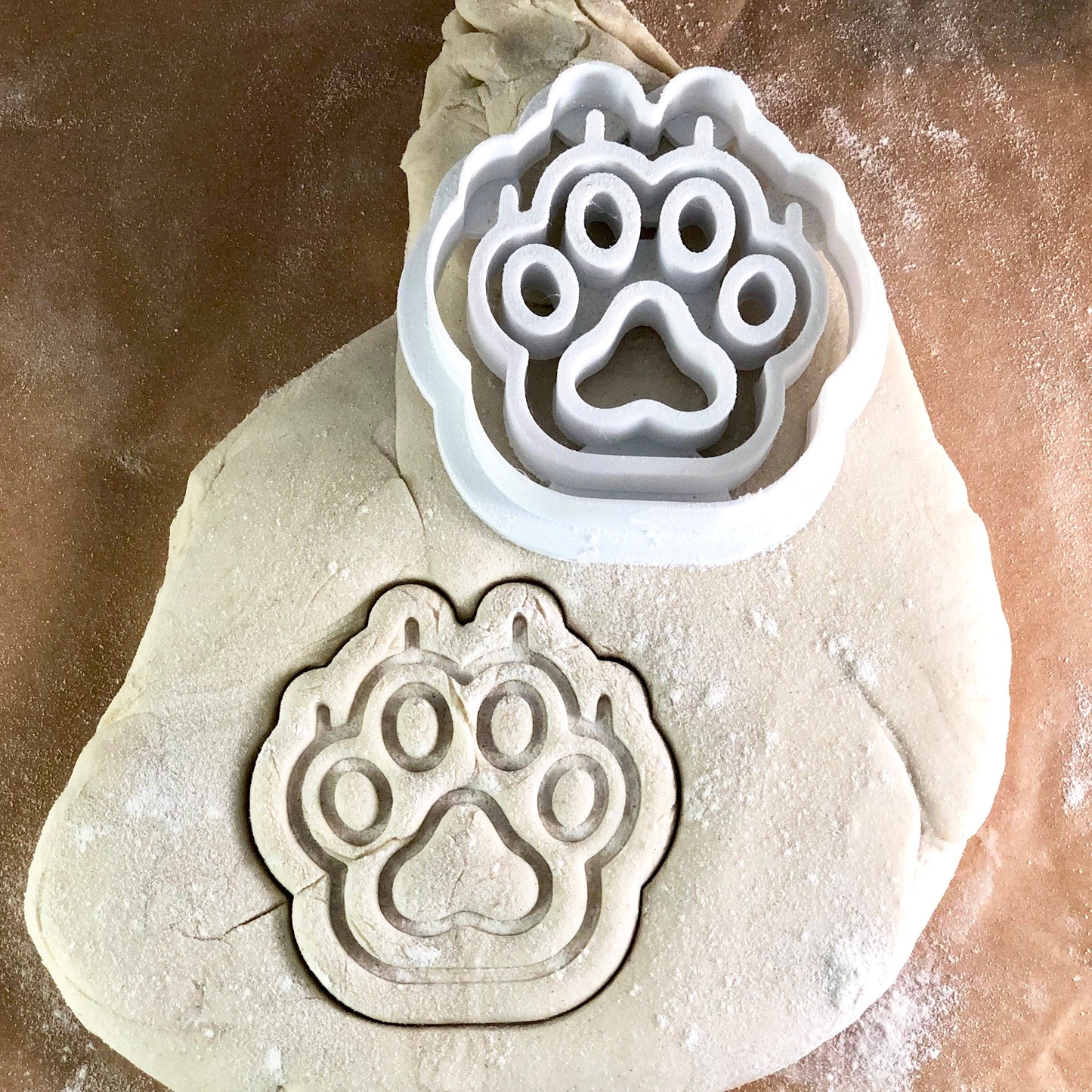 Dog Paw - Cookie Cutter - Cute Cutter - Biscuit - Fondant - Clay cutter -   Dough - One of a kind