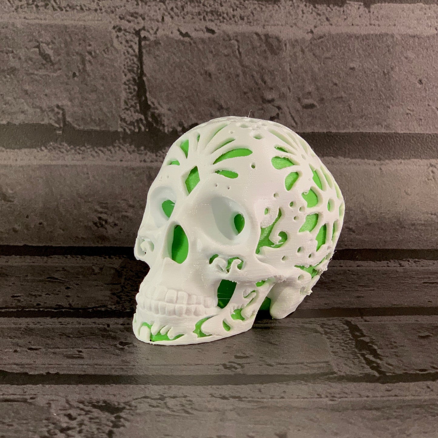 Skull Sculpture Cranial Sugar Skull with Solid Colour Centre Art Piece WowLondon (Medium)