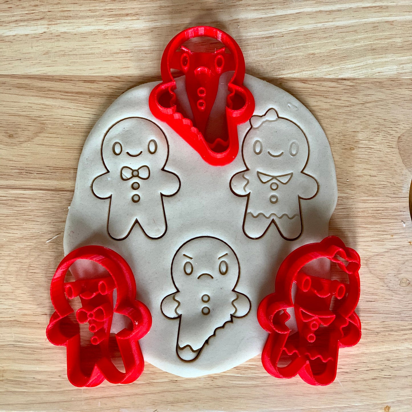 Gingerbread Man / Men - Cookie Cutter - Cute Cutter - Biscuit - Fondant - Clay cutter -  Dough - One of a kind - Christmas - Xmas