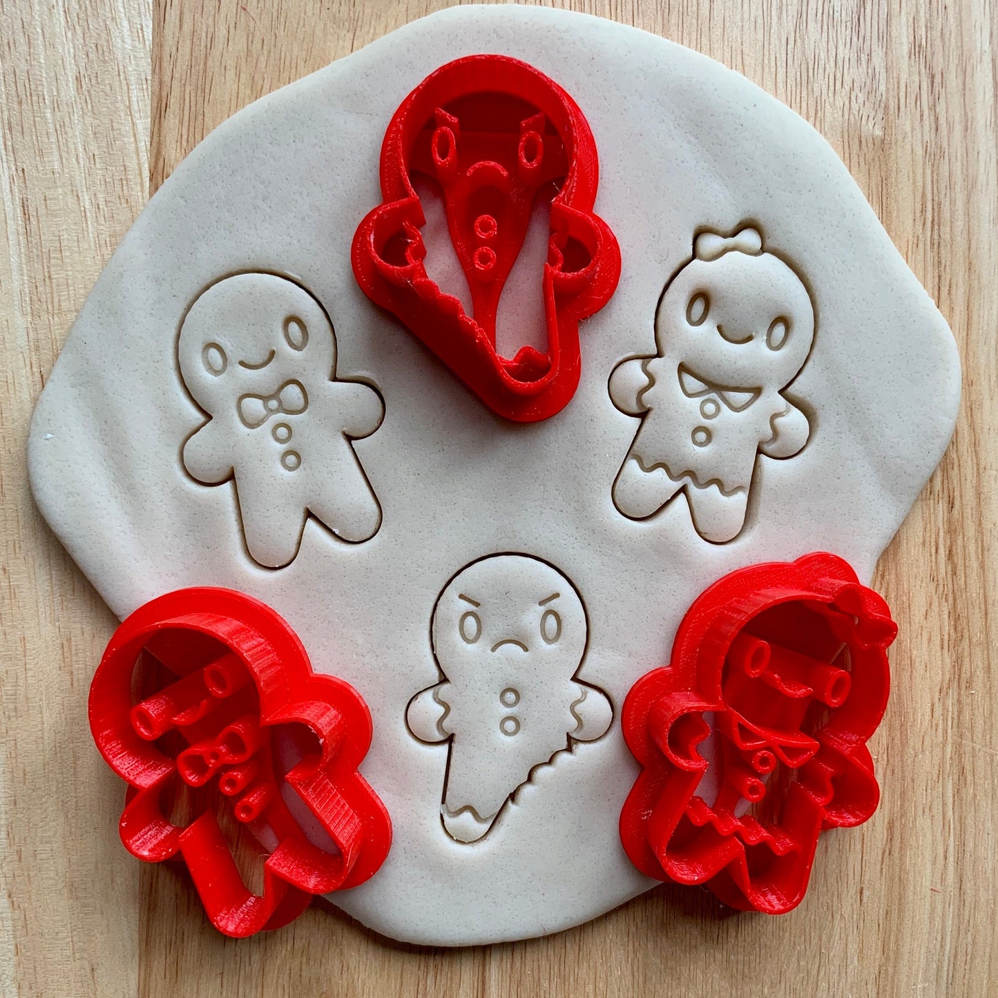 Gingerbread Man / Men - Cookie Cutter - Cute Cutter - Biscuit - Fondant - Clay cutter -  Dough - One of a kind - Christmas - Xmas