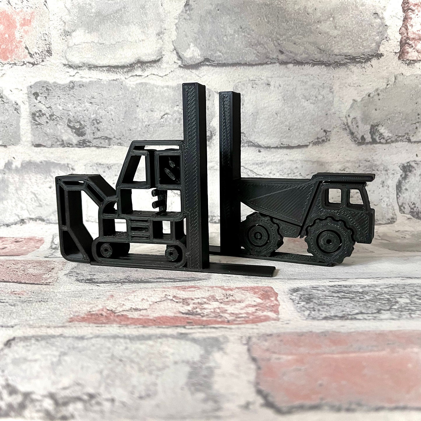 Construction Bookends - Digger - Dump truck - 3D Printed - Book Storage - Children's Bedroom - Gifts for boys - Gifts for girls - Birthday