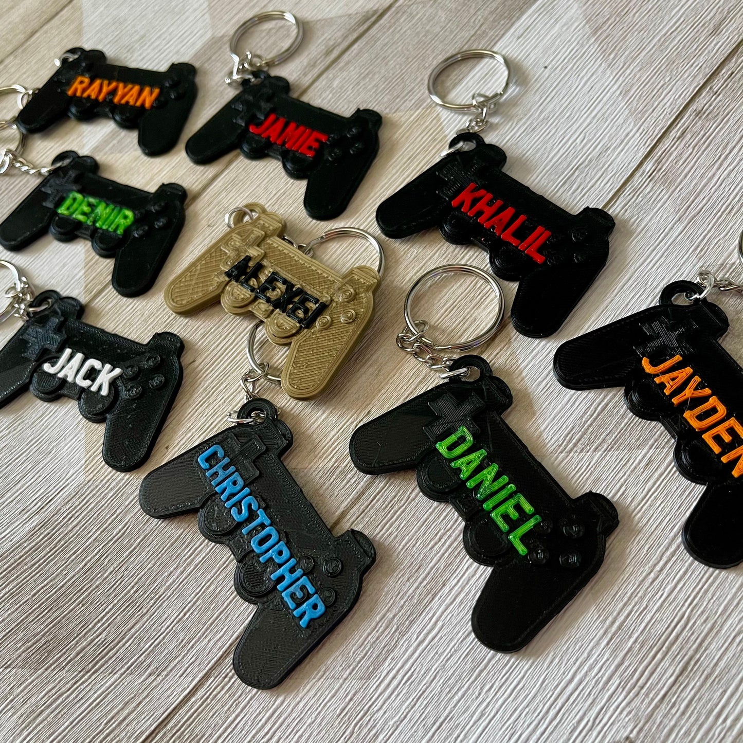 Game Controller - Keychain/Keyring - Video Gamer - 3D Printed - Personalised - Personalized - Party Bag Fillers - Name Tags - Under 5 Pound