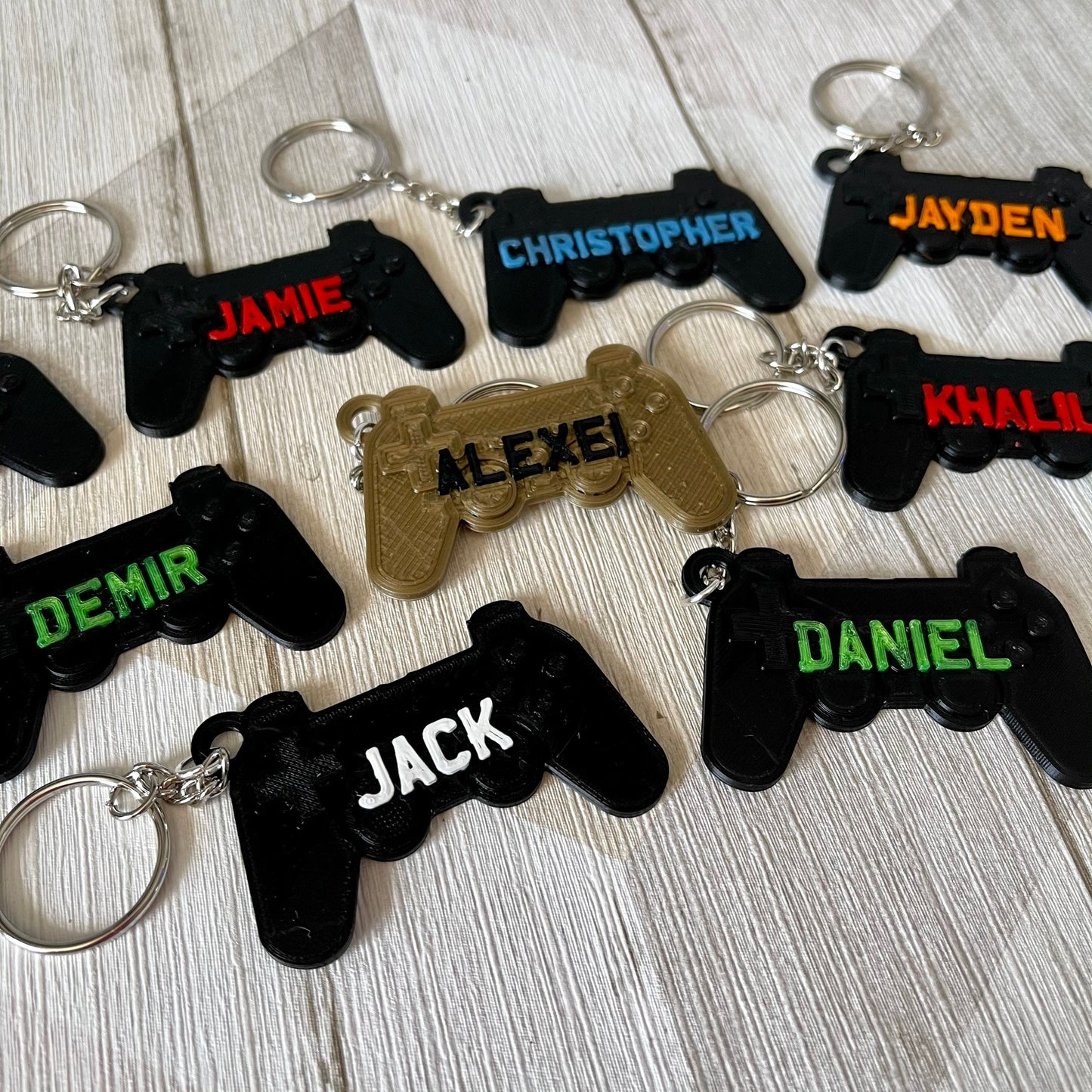 Game Controller - Keychain/Keyring - Video Gamer - 3D Printed - Personalised - Personalized - Party Bag Fillers - Name Tags - Under 5 Pound