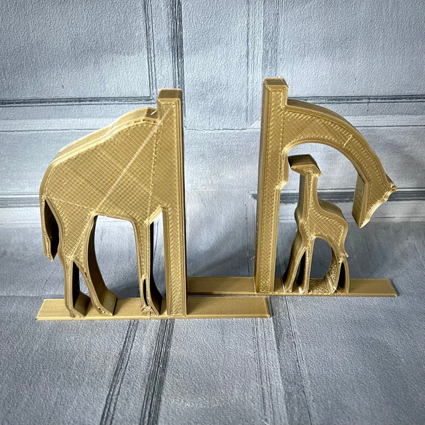 Giraffe Bookends - 3D Printed - Book Storage - Children's Bedroom - Gifts for Mum - Gifts for Dad - Rainforest - Desk Tidy - Nursery -Parent