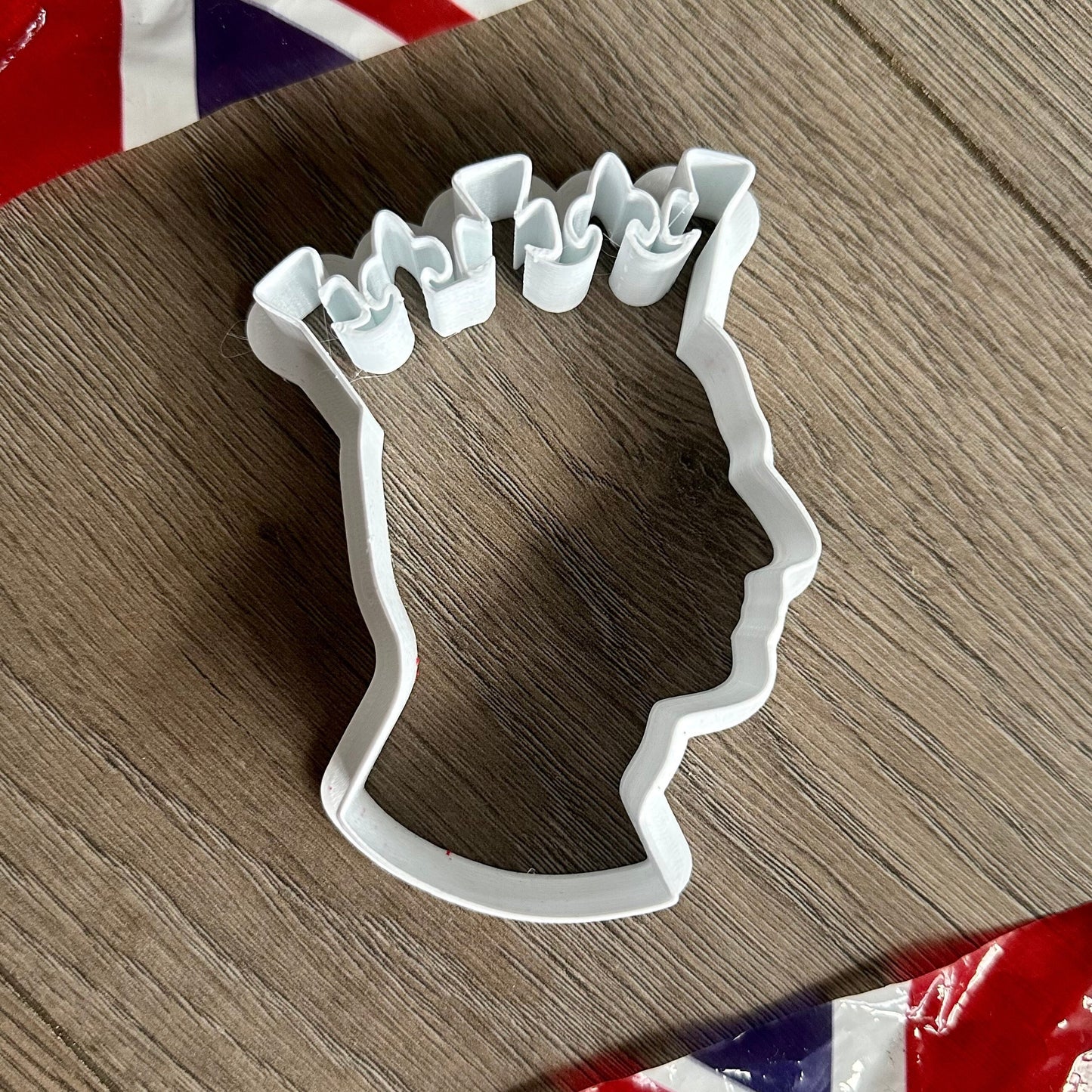 King Charles Crown Head Silhouette Cookie Cutter - Biscuit - Fondant - Clay cutter - Dough - Coronation - Monarchy - Royalty - Royal Stamp